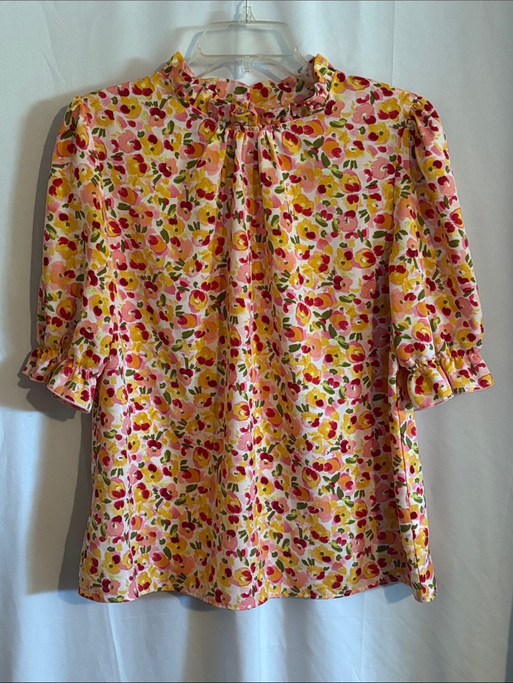 Multicolor Ditzy Floral Short-Sleeve Blouse with Smocked Ruffle Neckline Size L